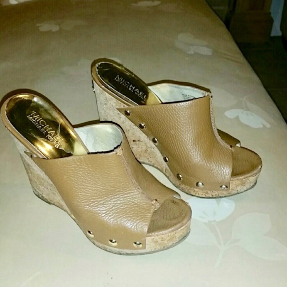 Michael Kost size 5.5 clogs